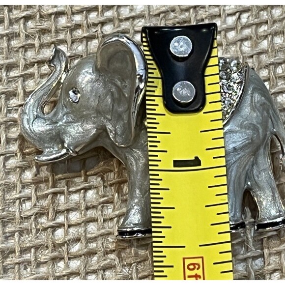 Vintage Enameled Rhinestone Silver Tone Elephant Lucky Truck Up Brooch Pin - Picture 9 of 9